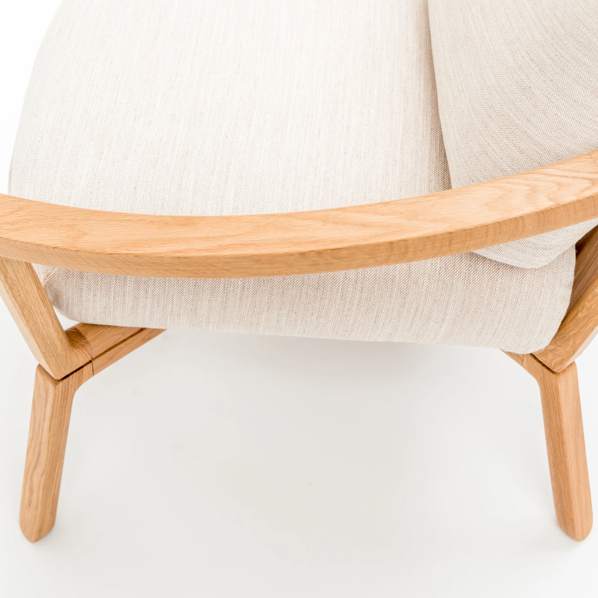 Sensu Lounge Chair - Light Oak & Nude - Image 10