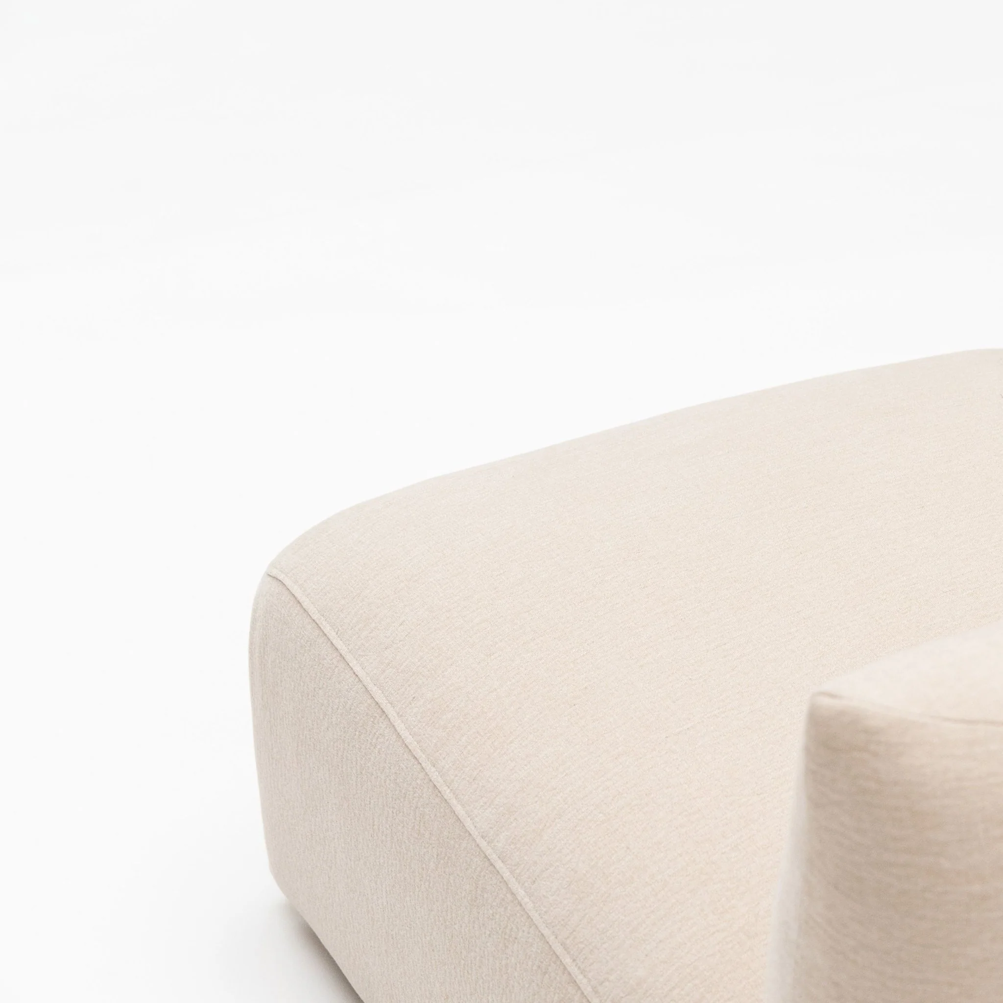 Slipper Corner - Bleached Sand - Image 8