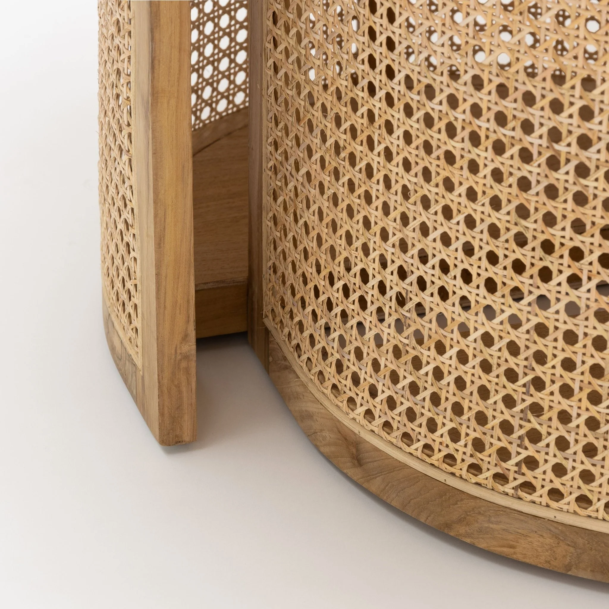 St Martin - Round Table - Natural - Image 5