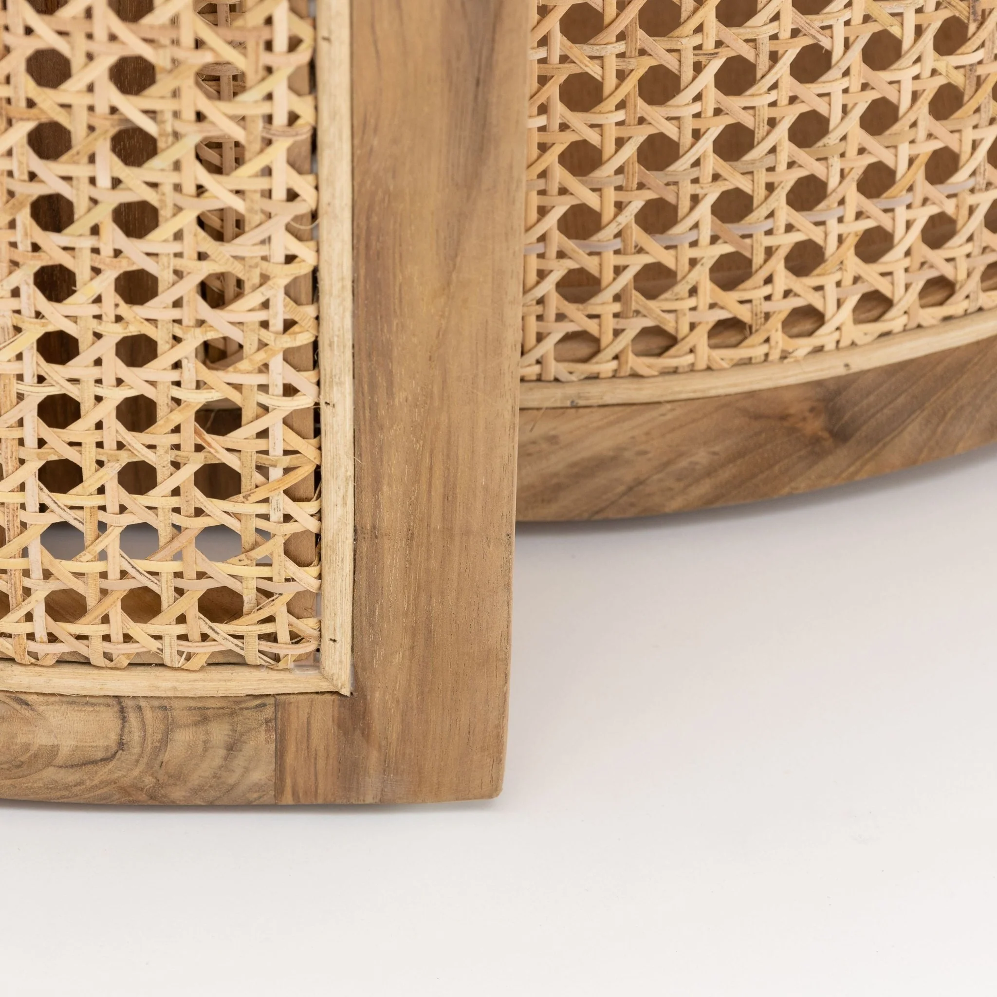 St Martin - Round Table - Natural - Image 6