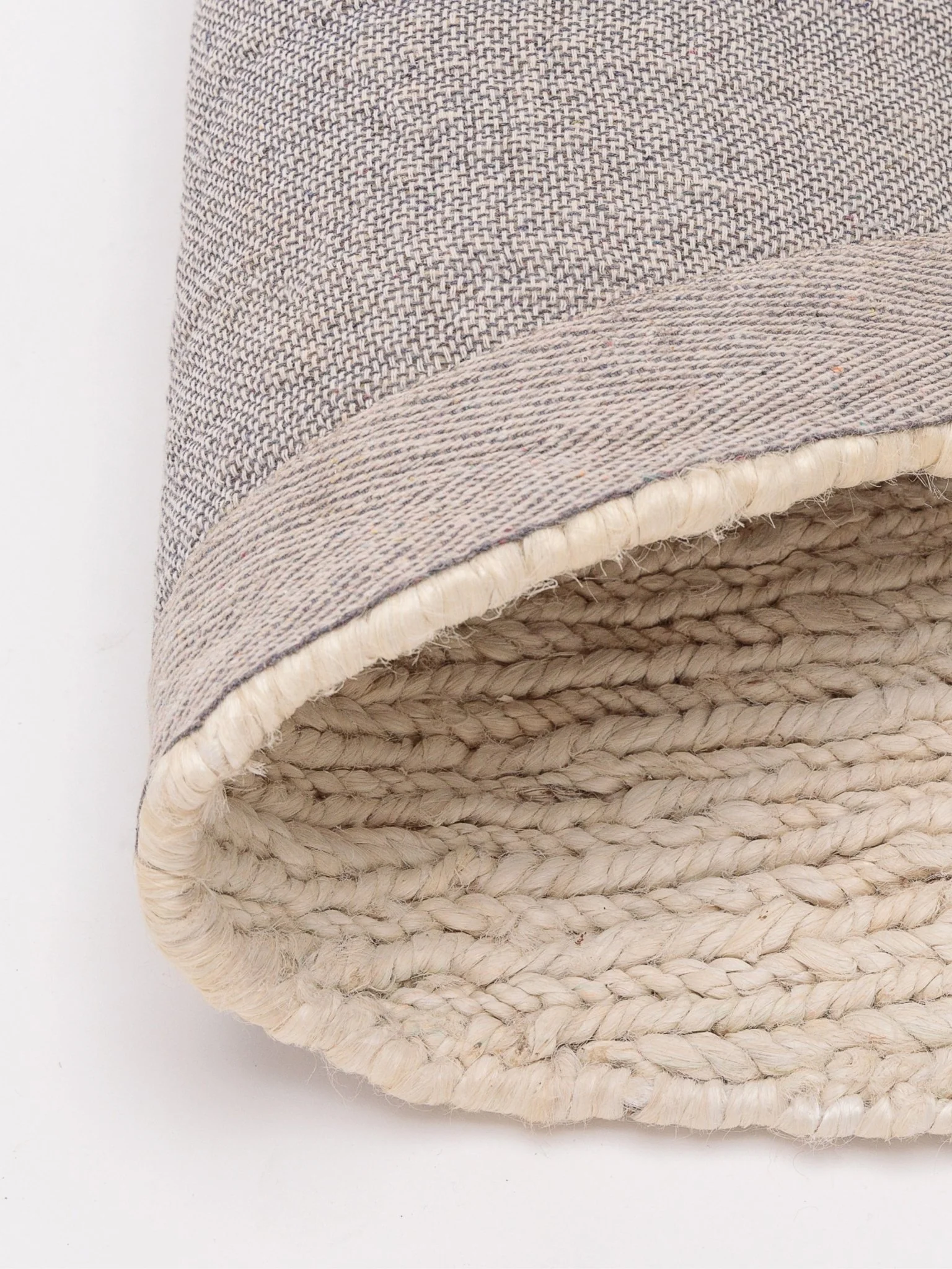 Suffolk Round Rug - Pearl - Image 3