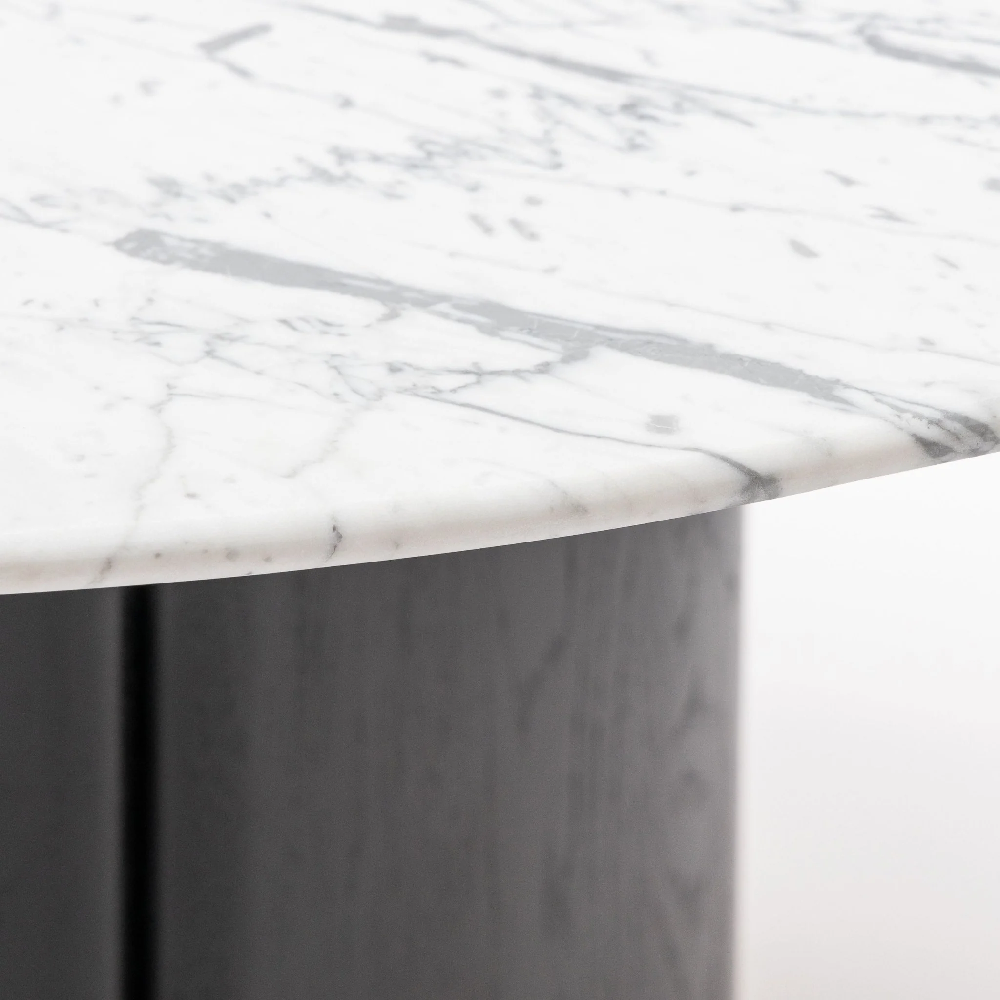 Tathra 125 Table - Black Oak & Bianca Carrara - Image 4