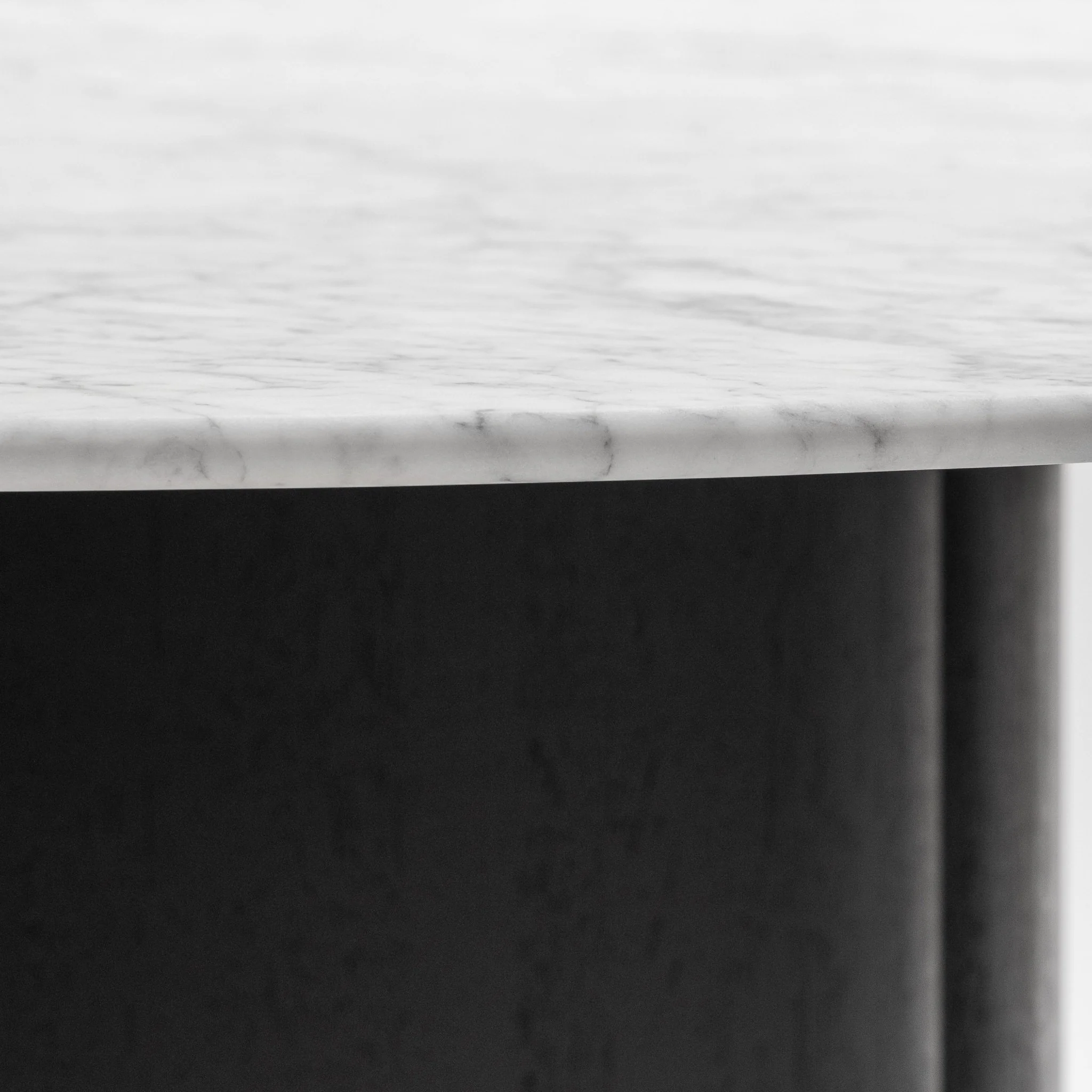 Tathra 155 Table - Black Oak & Bianca Carrara - Image 3