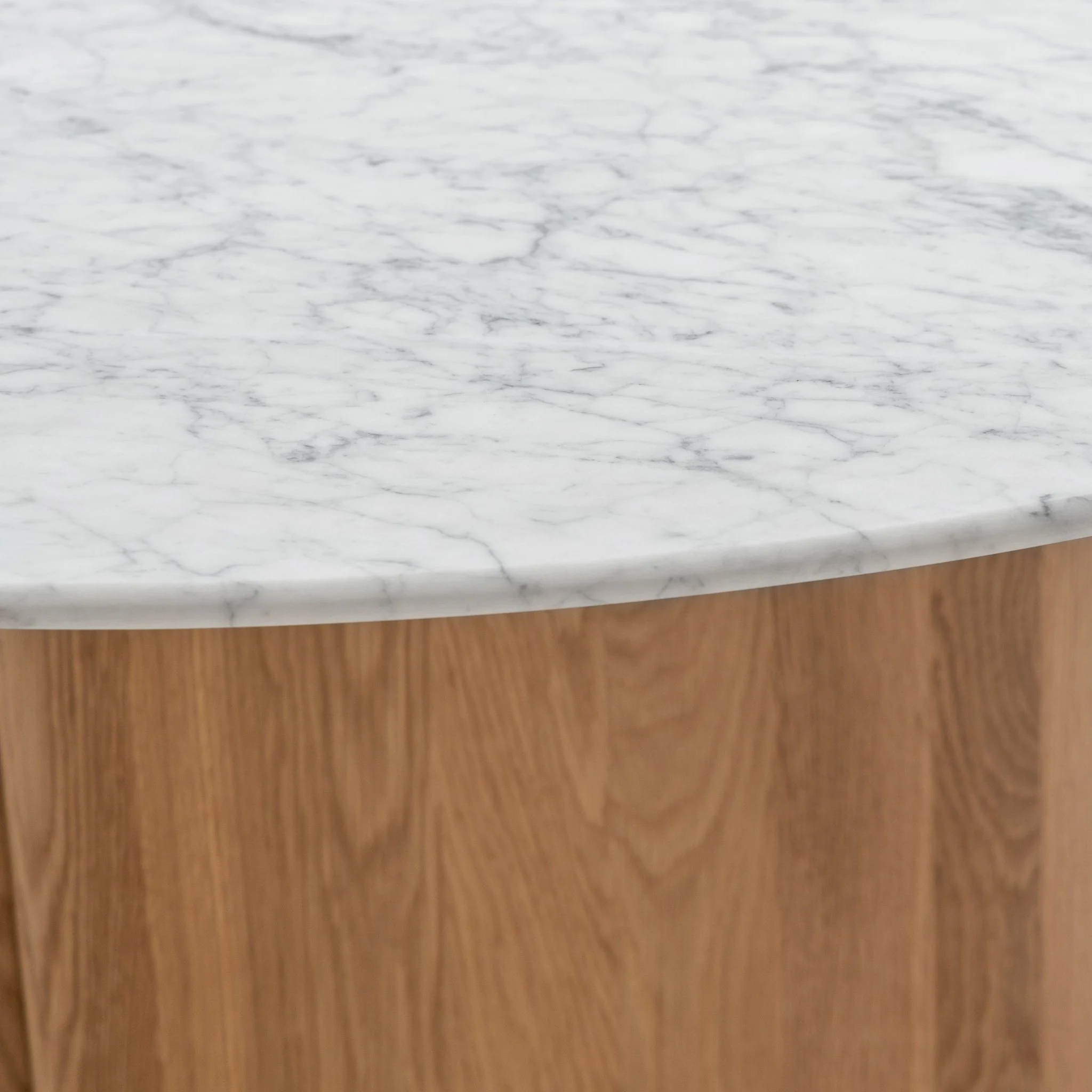 Tathra 155 Table - Light Oak & Bianca Carrara - Image 3