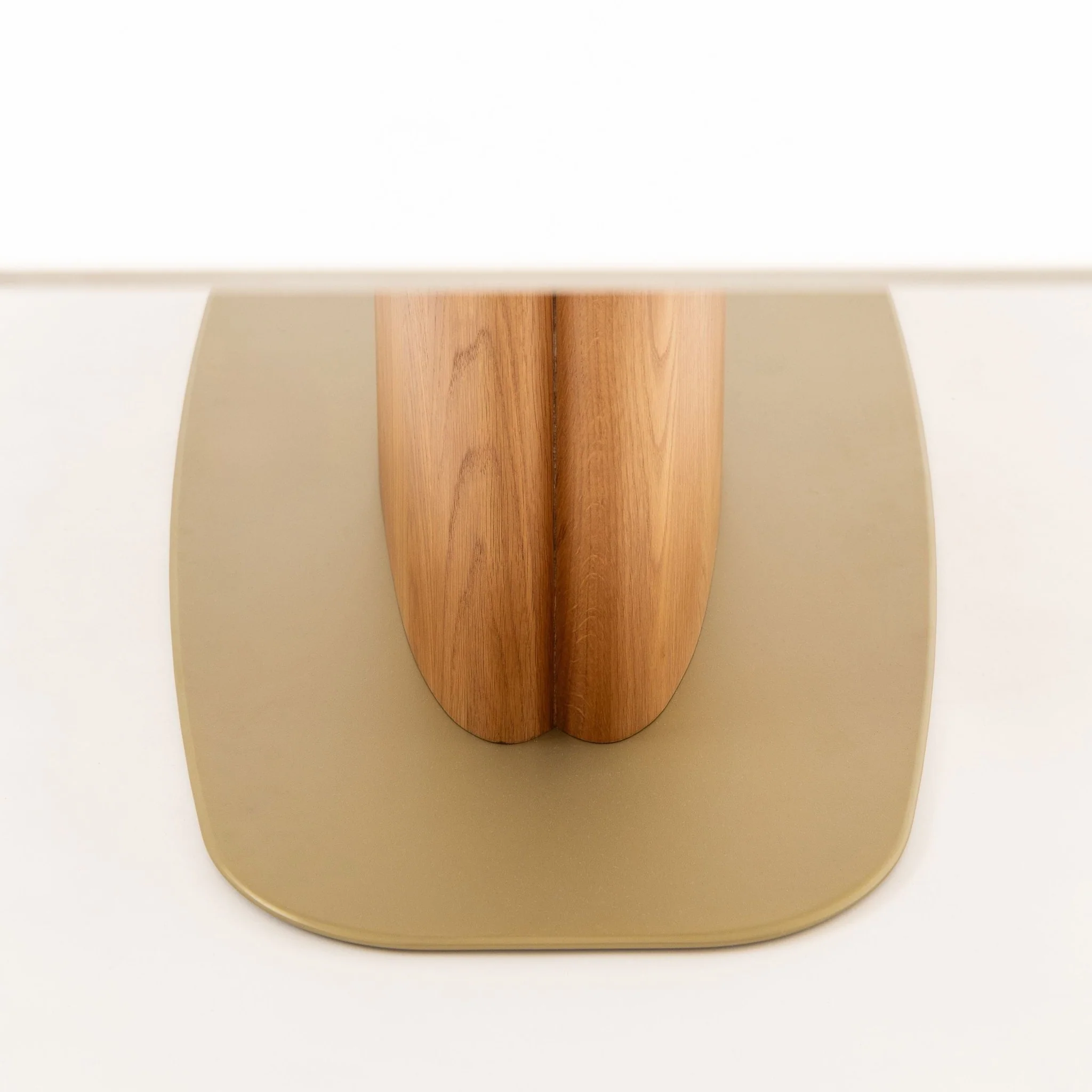 Tilba Pedestal Table - Light Oak - Image 5