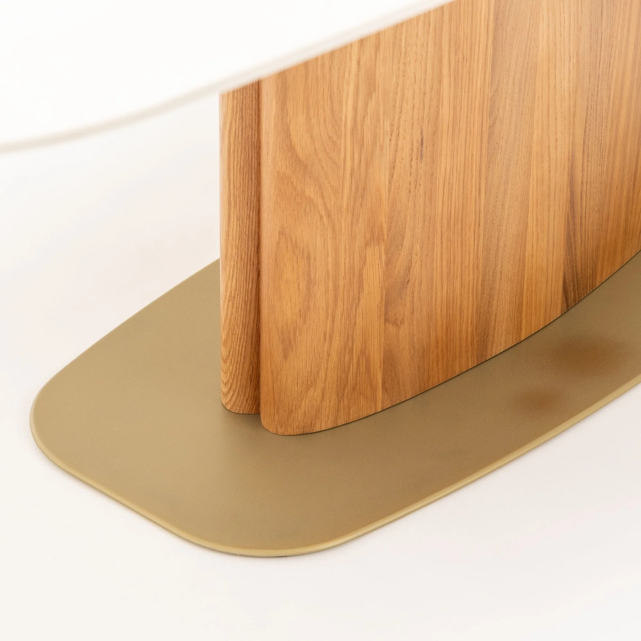 Tilba Pedestal Table - Light Oak - Image 8