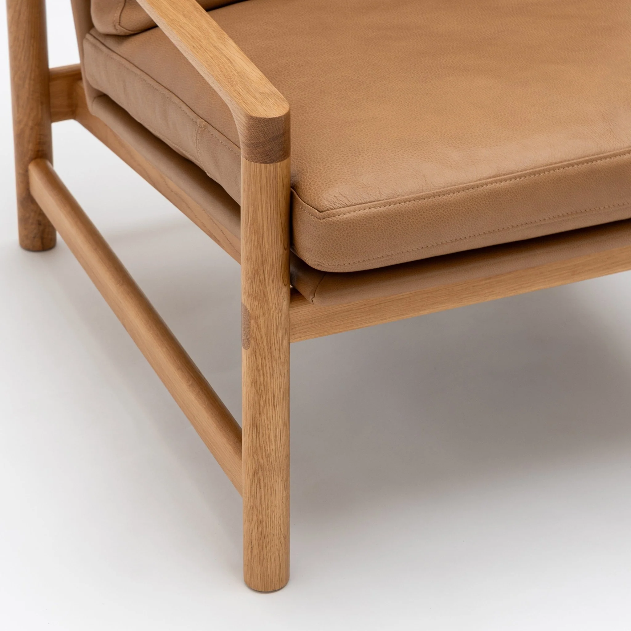 Troubadour Chair - Light Oak & Pecan Leather - Image 5