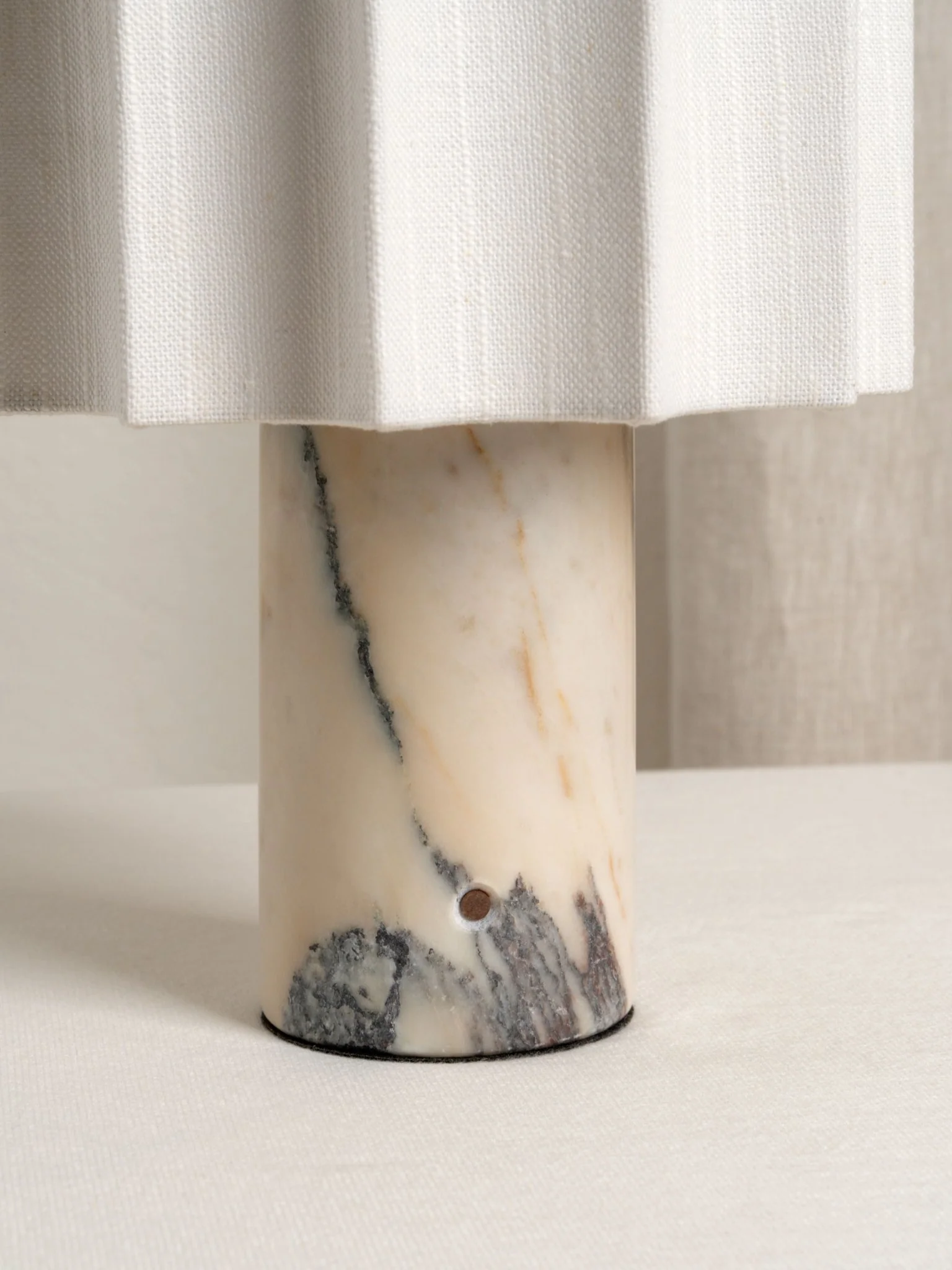 Valli - Viola Calacatta Marble And Linen Rechargeable Table Lamp - Image 4