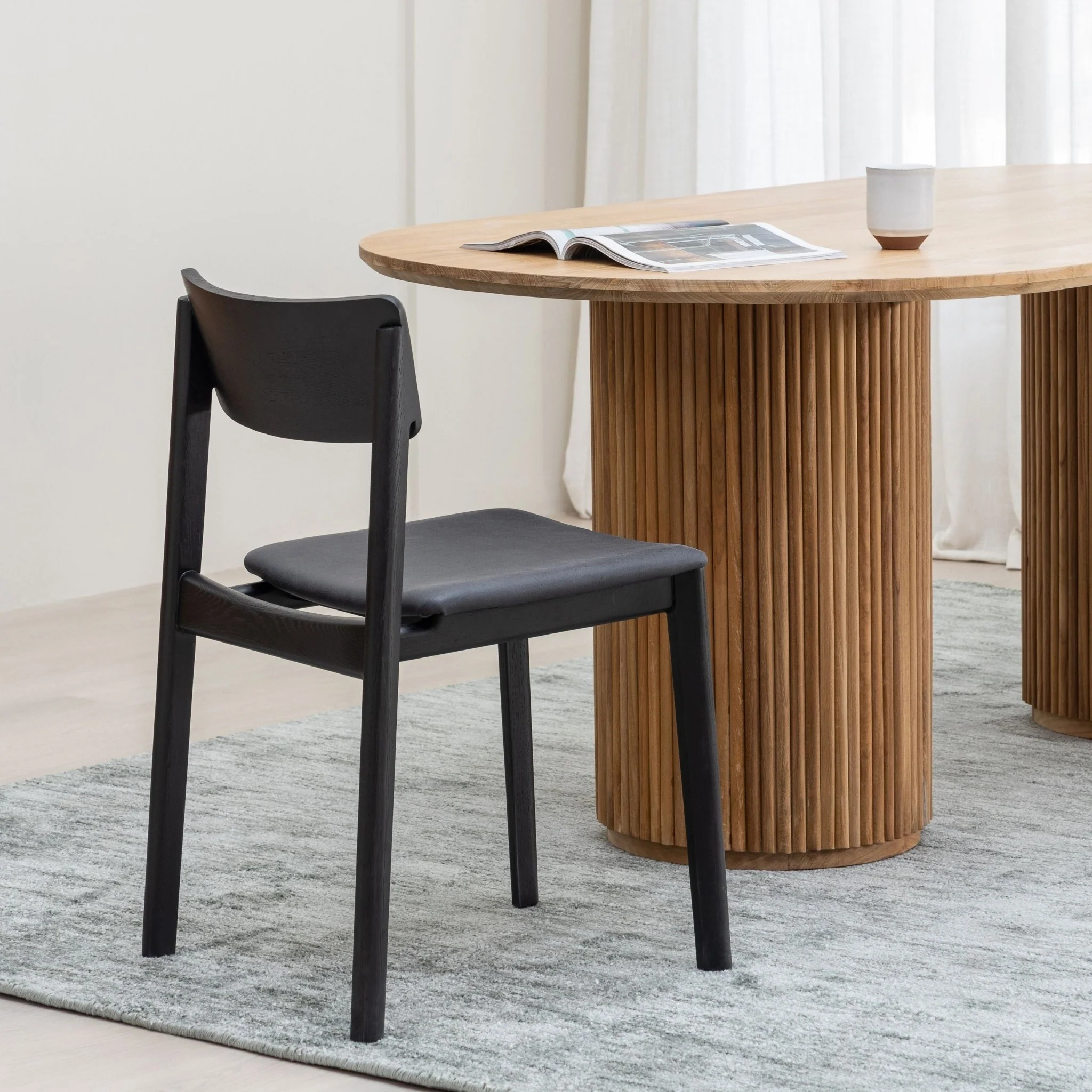 Verona Oval Table - Natural - Image 3