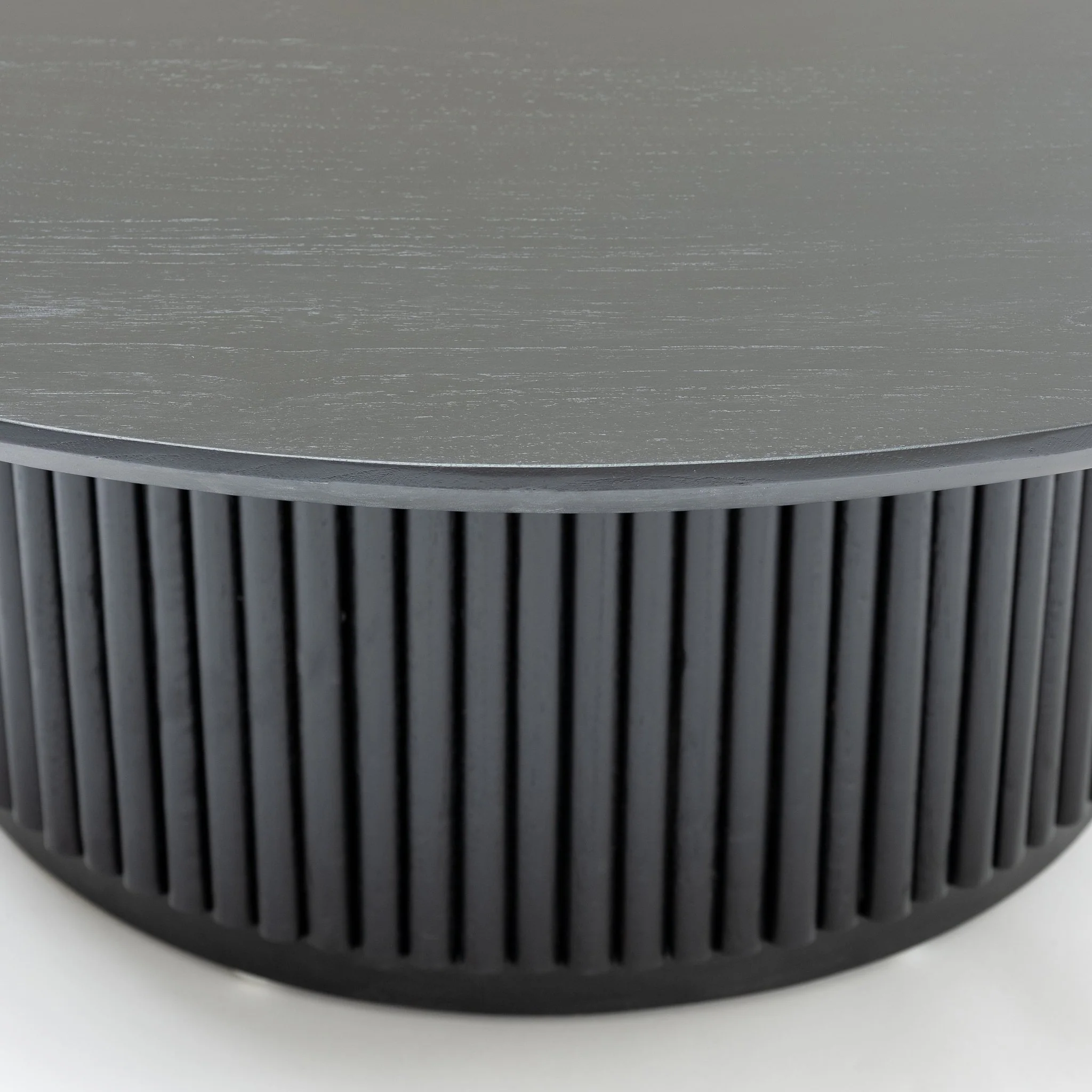Verona Round Coffee Table - Black - Image 4