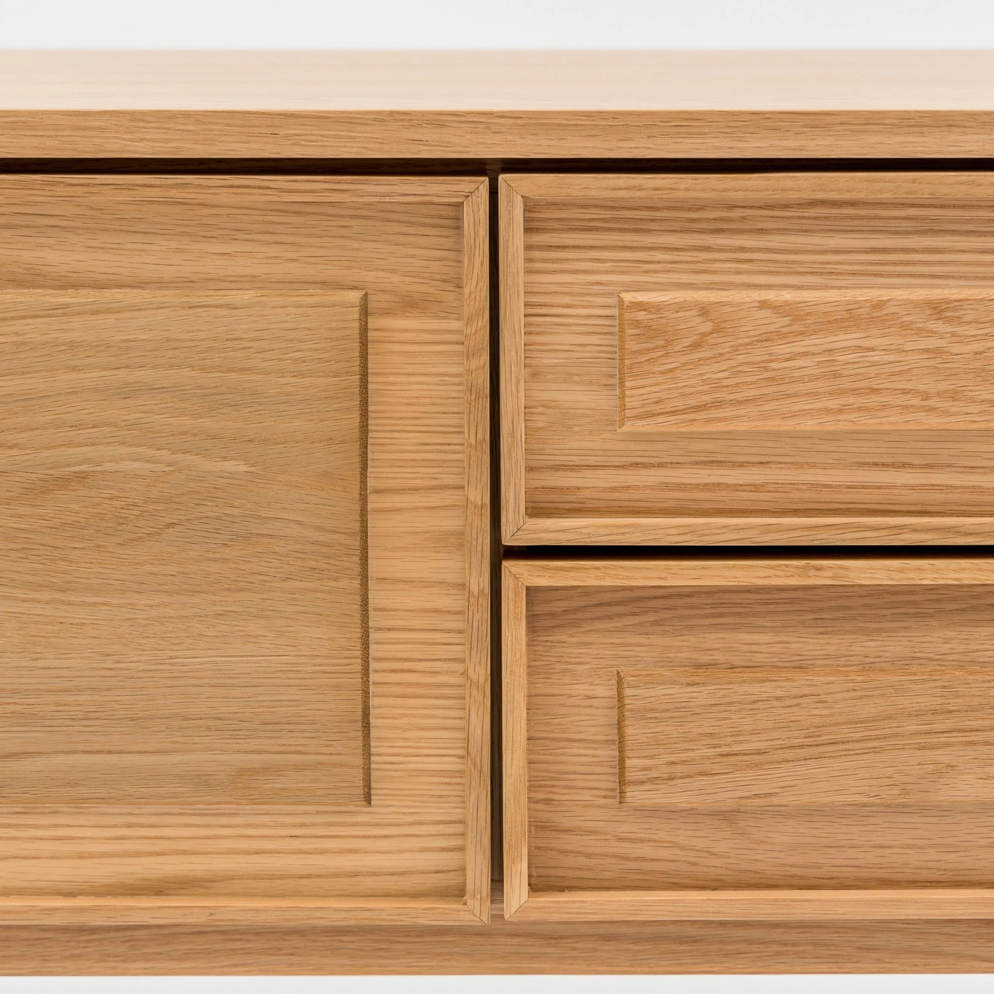 Yorke 220 Entertainment Unit - Light Oak - Image 7
