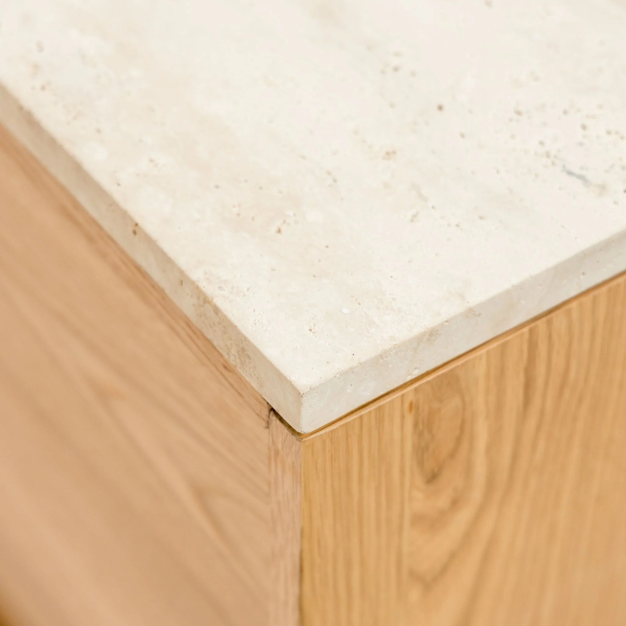 Yorke 220 Entertainment Unit - Light Oak & Travertine - Image 14