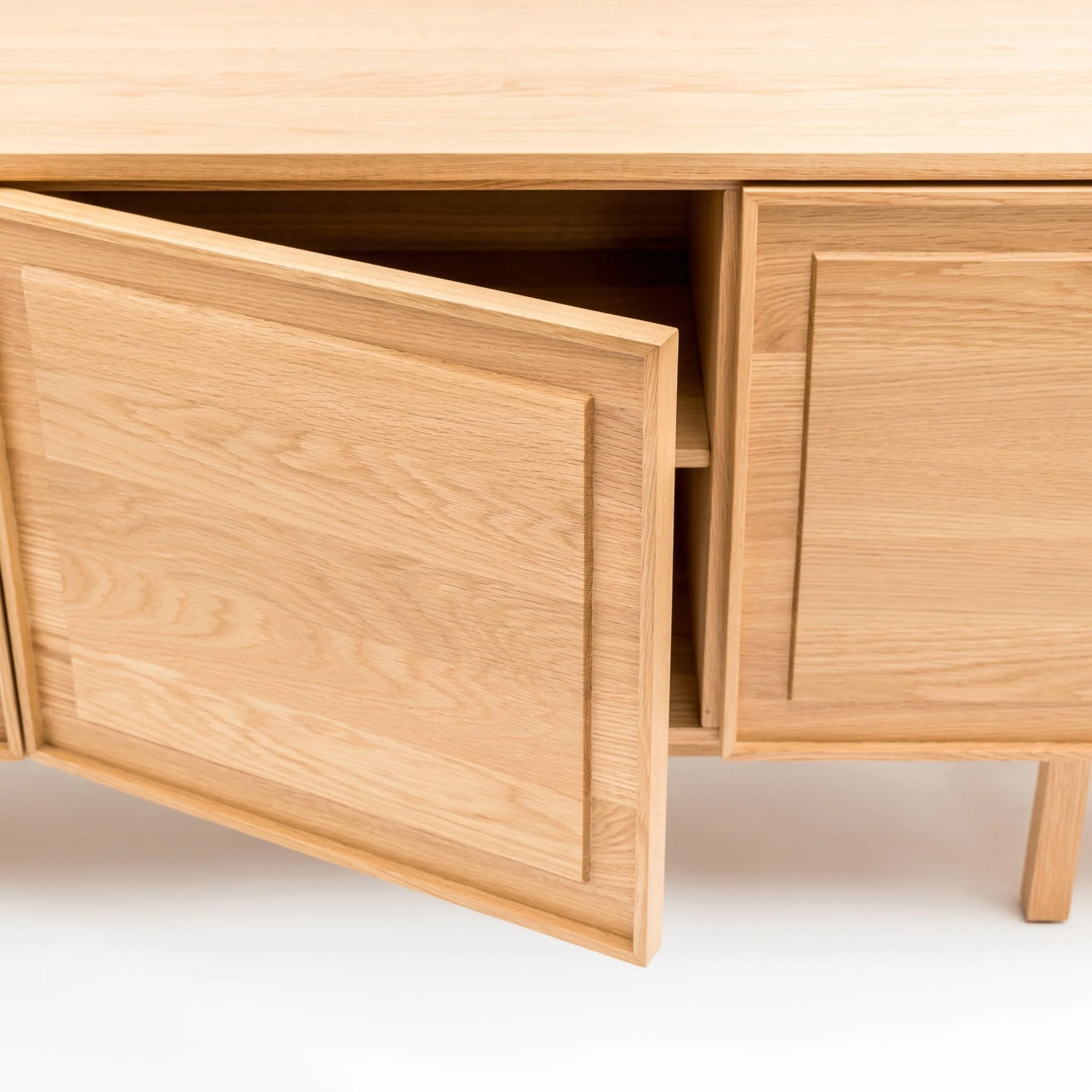Yorke 220 Sideboard - Light Oak - Image 8