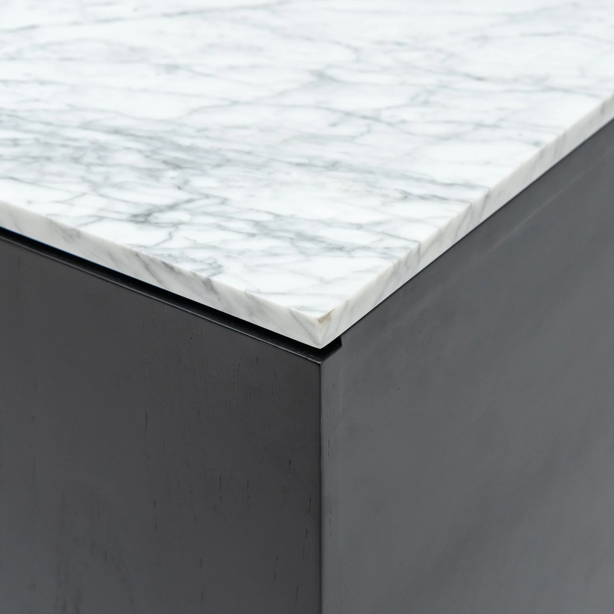 Yorke Highboard - Black Oak & Bianca Carrara - Image 42