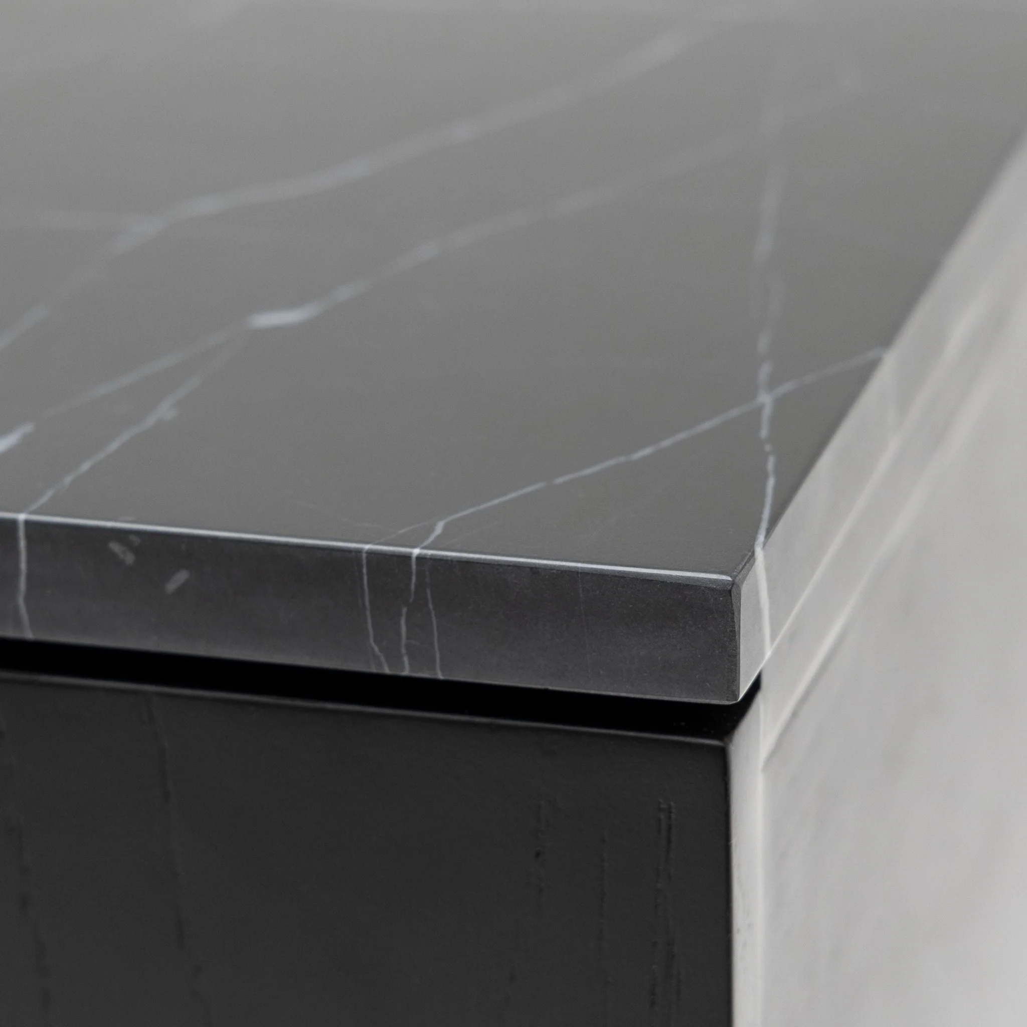 Yorke Highboard - Black Oak & Nero Marquina - Image 14