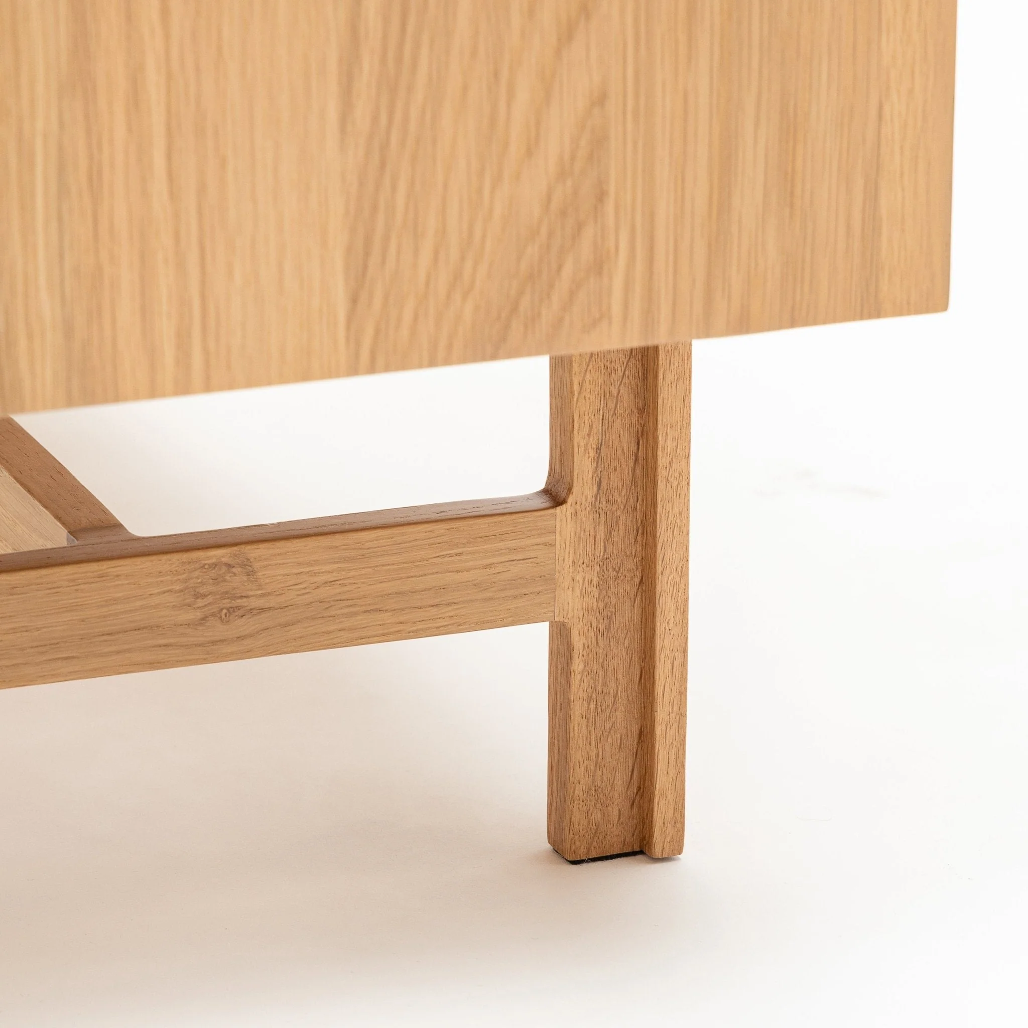 Yorke Highboard - Light Oak - Image 16