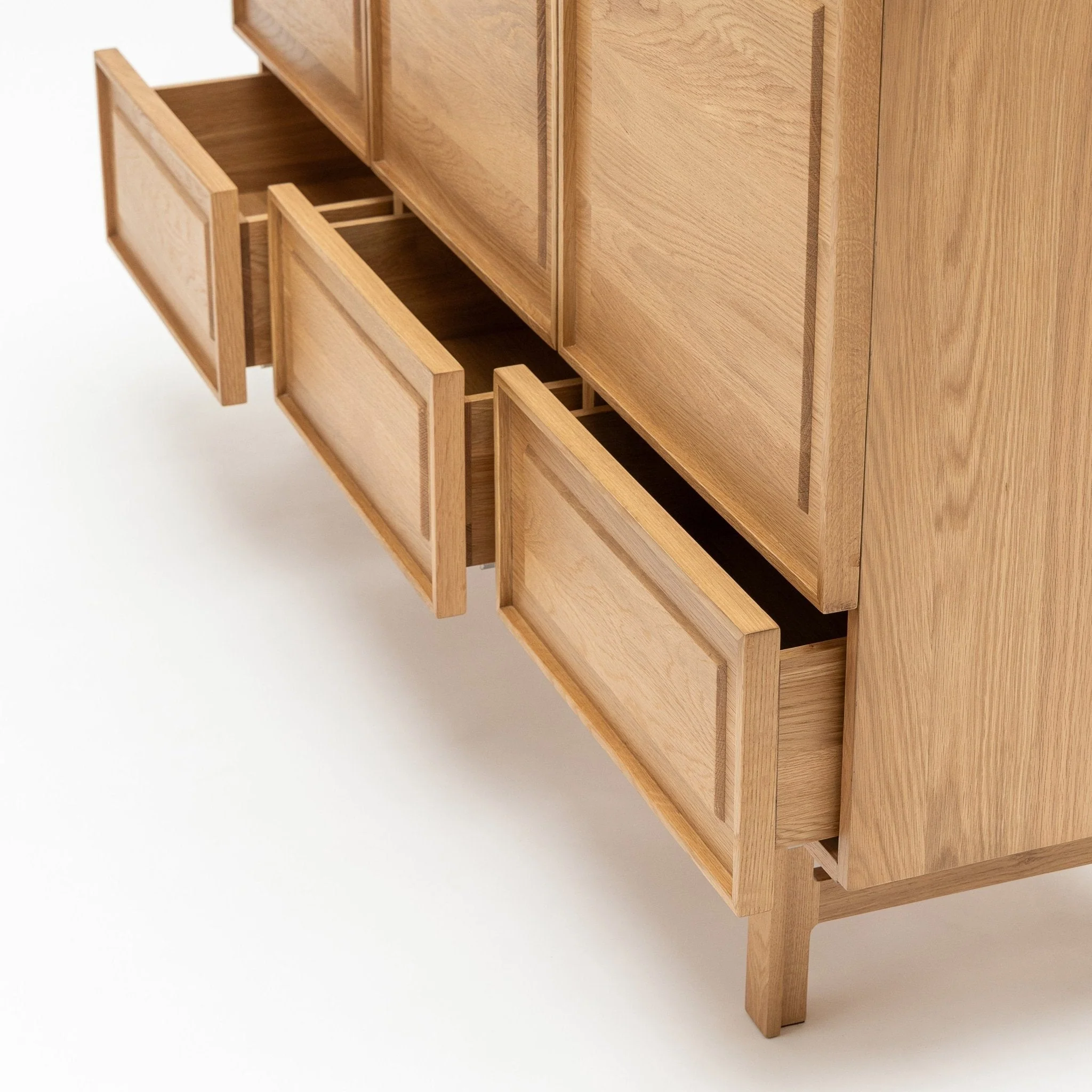 Yorke Highboard - Light Oak - Image 18