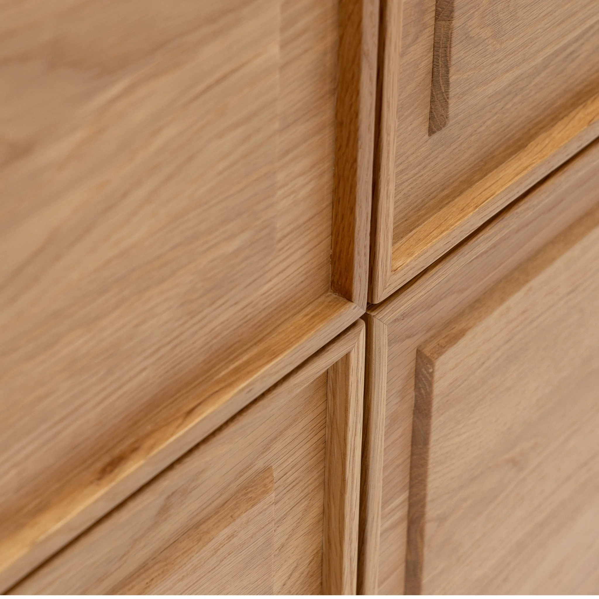 Yorke Highboard - Light Oak - Image 32
