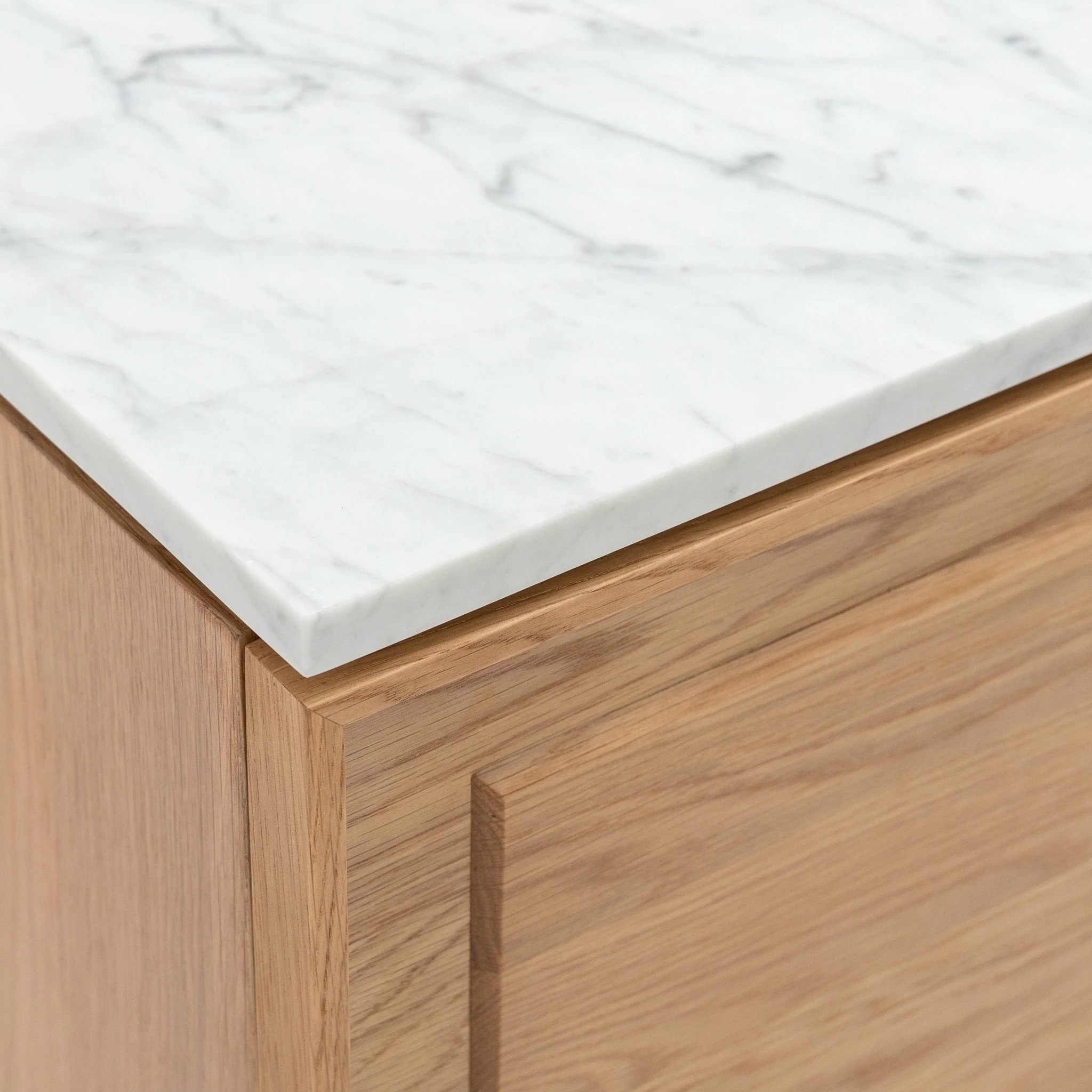 Yorke Highboard - Light Oak & Bianca Carrara - Image 19