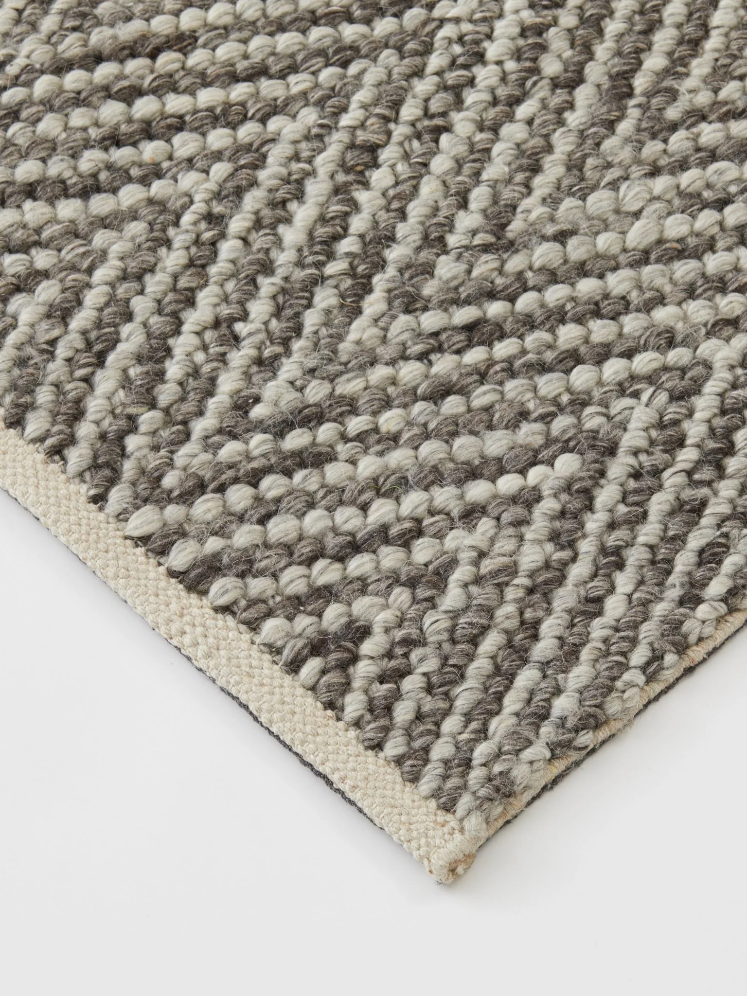 Zambesi Rug - Feather - Image 4
